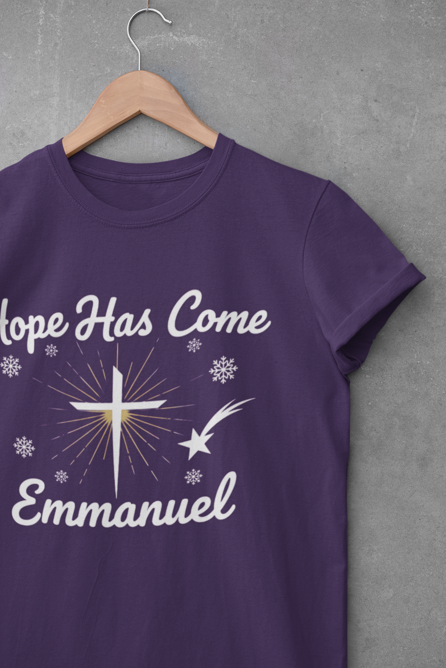 A067 - Hope Has Come Emmanuel Christian Christmas T-Shirt