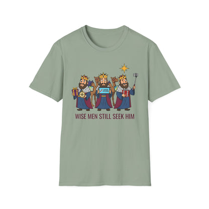 A090 - Wise Men Still Seek Him Funny Christmas T-Shirt